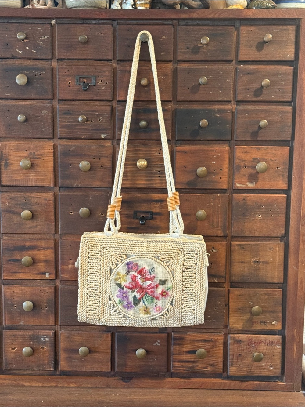 Vintage Artisan Needlepoint Purse Handbag
Shoulder Bag Hemp Jute 1950s